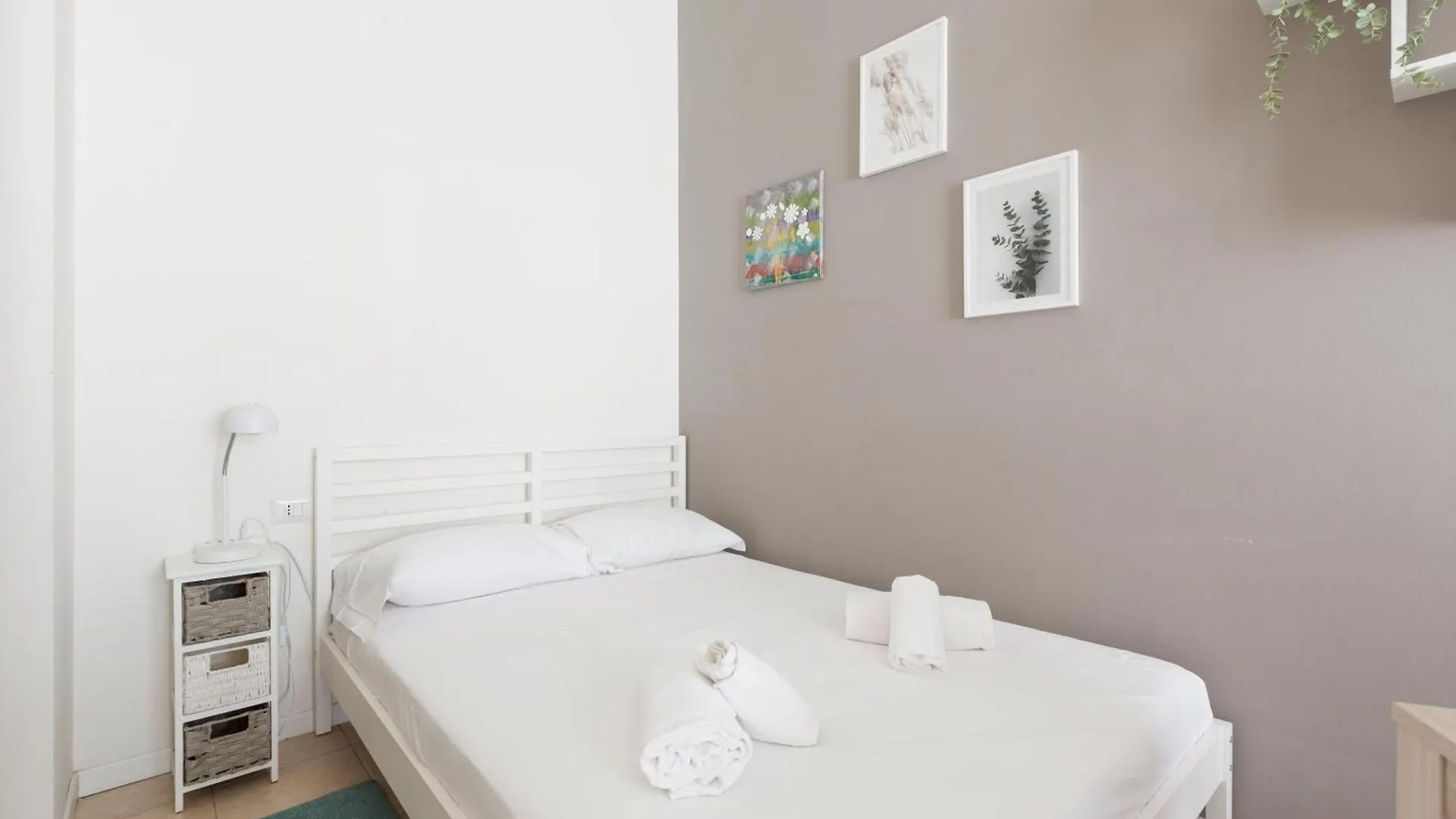 M1 Gambara Balcony Studio Milano 0*,  İtalya